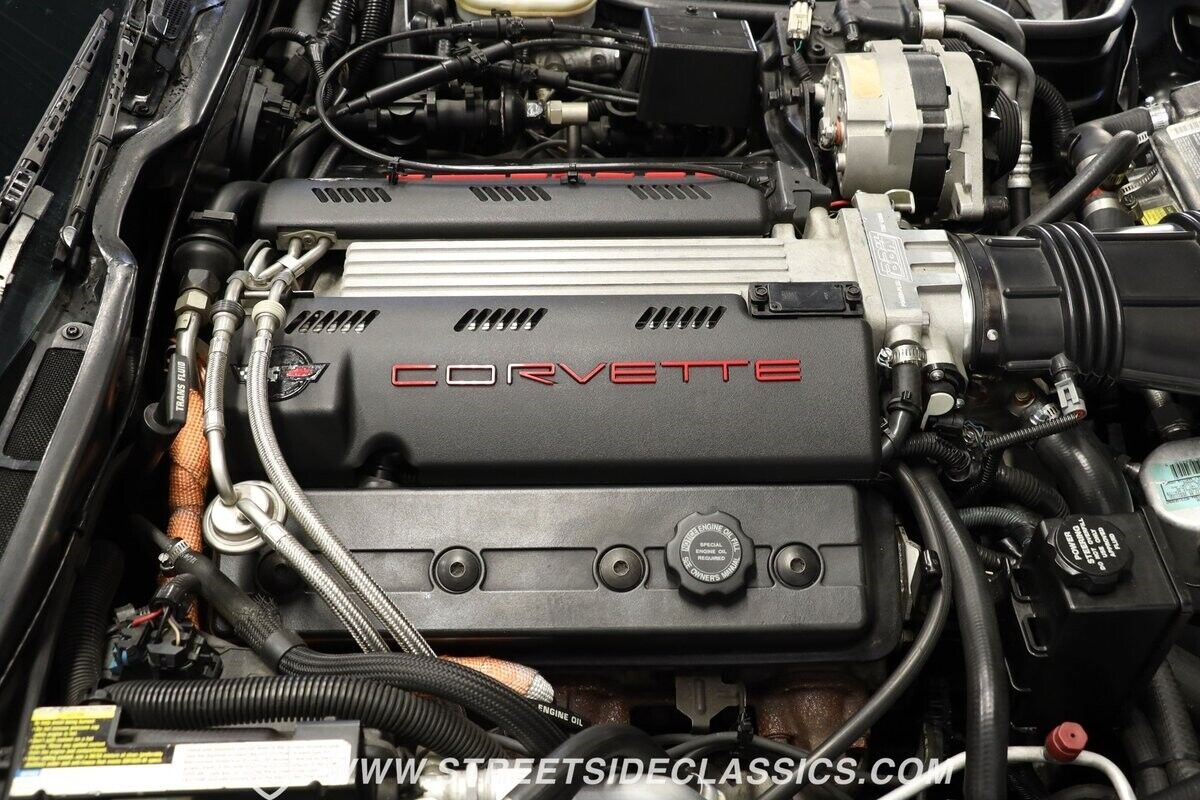 Chevrolet-Corvette-1993-Convertible-31