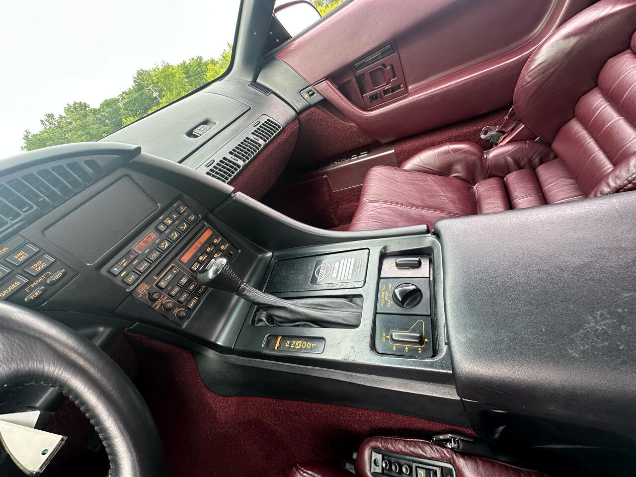 Chevrolet-Corvette-1993-Convertible-32
