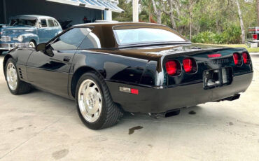 Chevrolet-Corvette-1993-Convertible-7