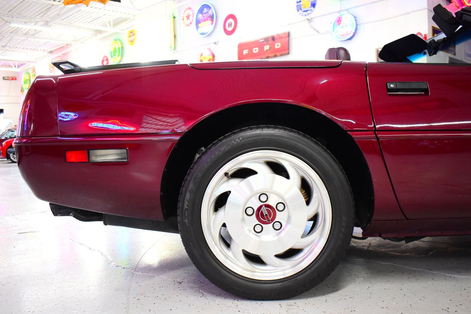 Chevrolet-Corvette-1993-Convertible-7