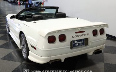 Chevrolet-Corvette-1993-Convertible-7