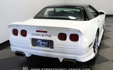 Chevrolet-Corvette-1993-Convertible-9