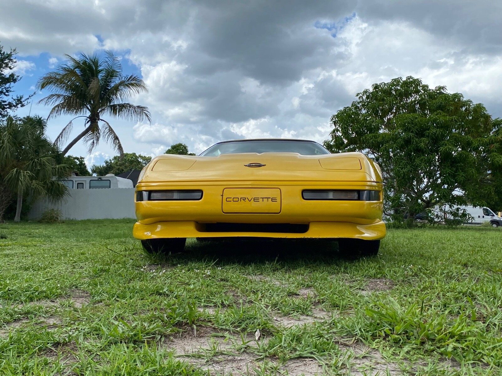 Chevrolet-Corvette-1993-Hatchback-2