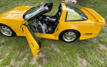 Chevrolet-Corvette-1993-Hatchback