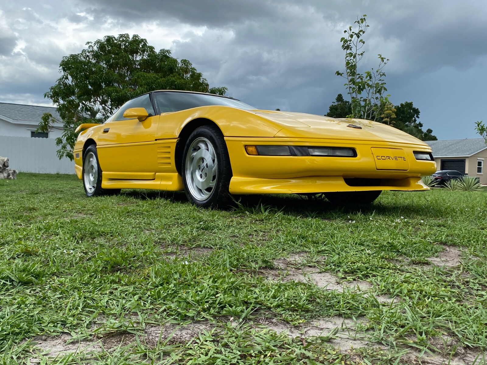 Chevrolet-Corvette-1993-Hatchback-4