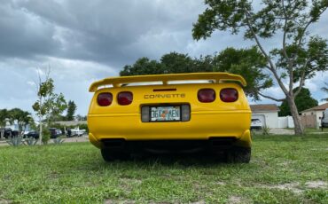 Chevrolet-Corvette-1993-Hatchback-7