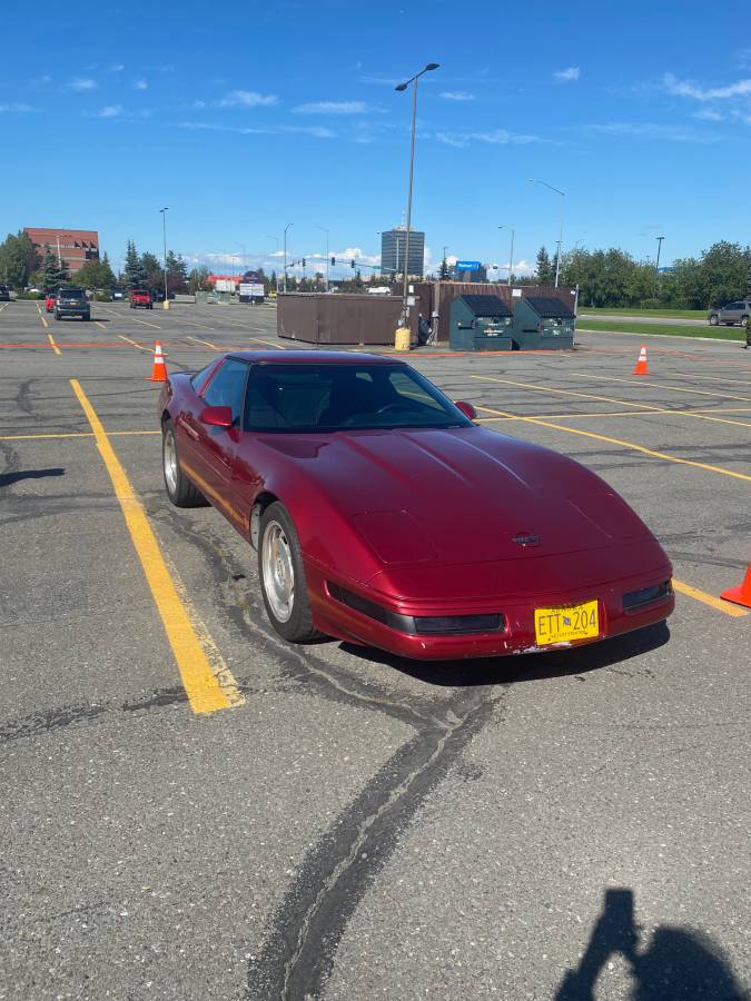Chevrolet-Corvette-1993-red-9