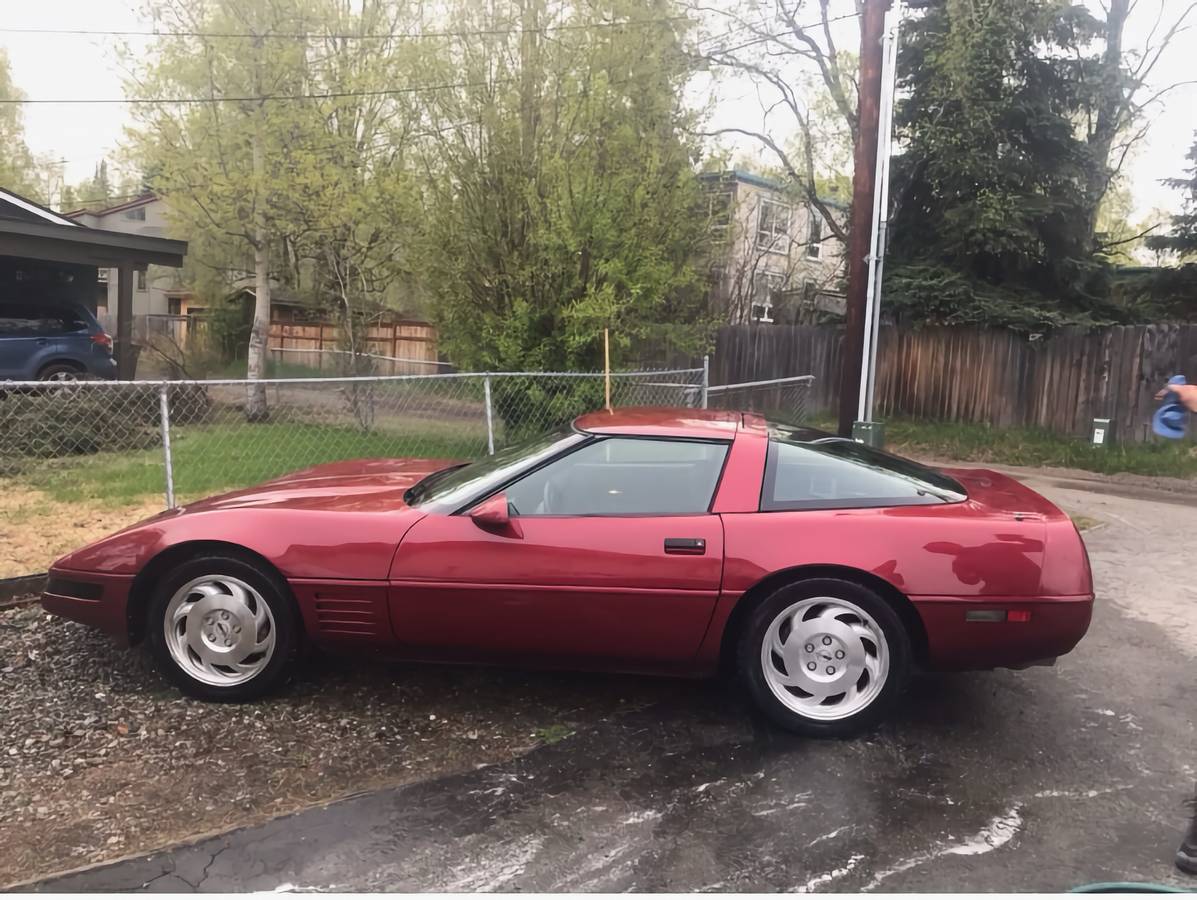 Chevrolet Corvette  1993 red