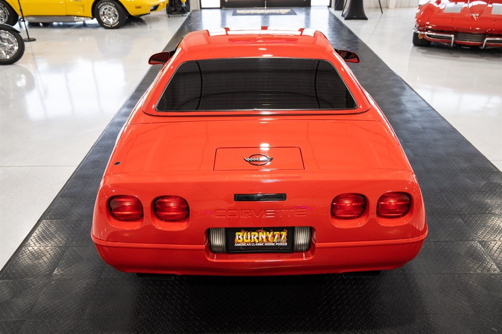 Chevrolet-Corvette-1994-2d-Convertible-18