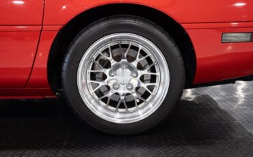 Chevrolet-Corvette-1994-2d-Convertible-22
