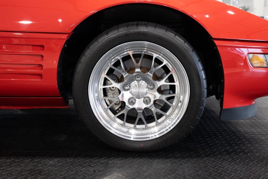 Chevrolet-Corvette-1994-2d-Convertible-23