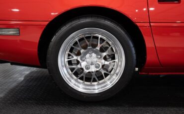 Chevrolet-Corvette-1994-2d-Convertible-24