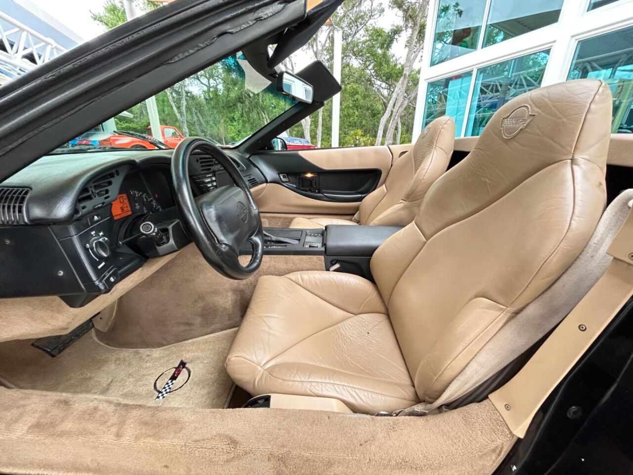 Chevrolet-Corvette-1994-Convertible-15