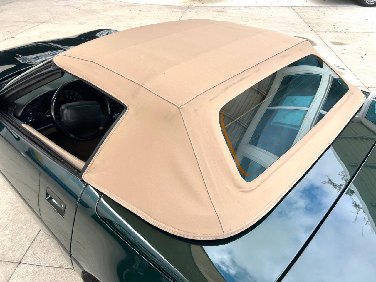 Chevrolet-Corvette-1994-Convertible-20