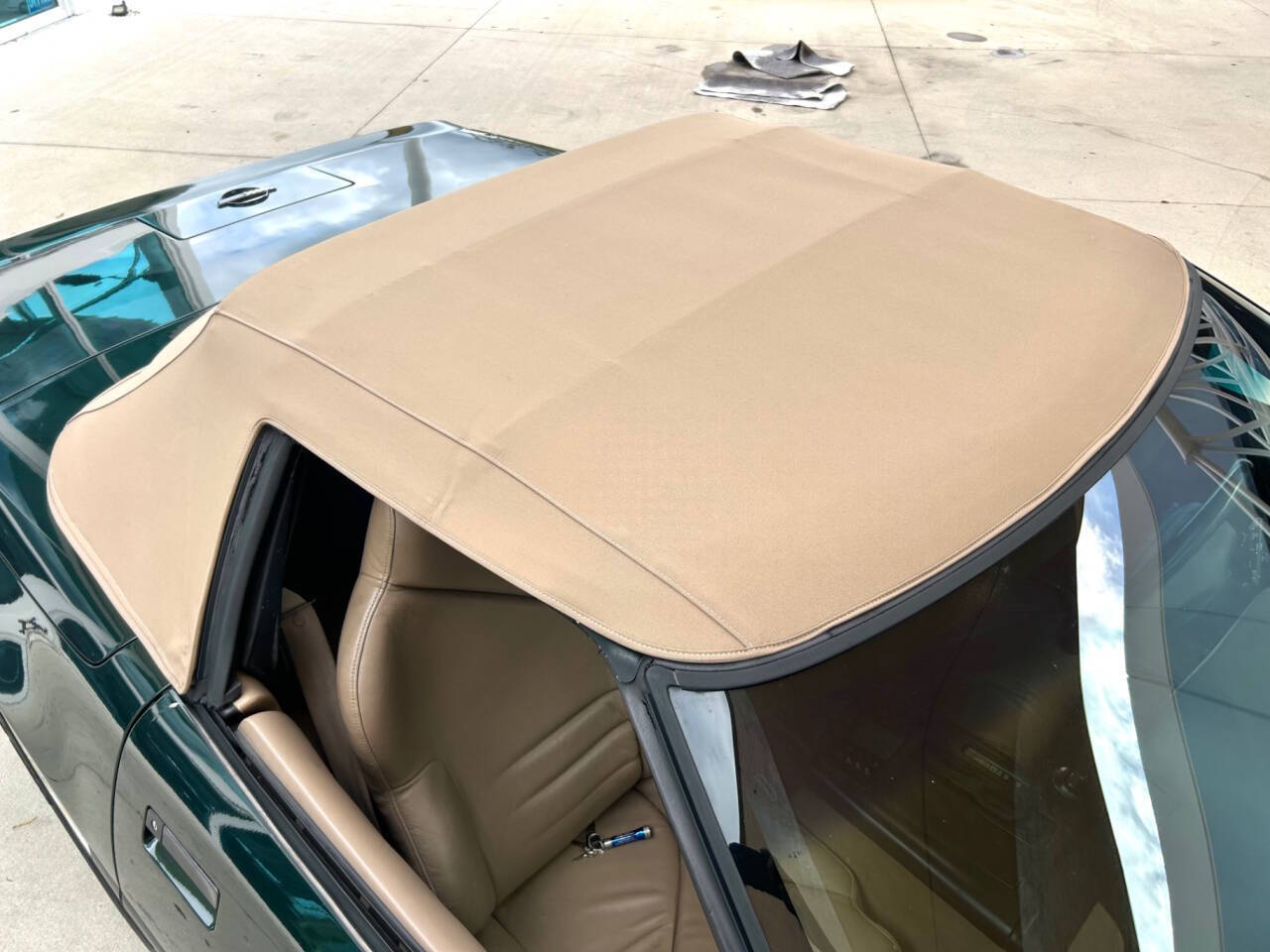 Chevrolet-Corvette-1994-Convertible-22