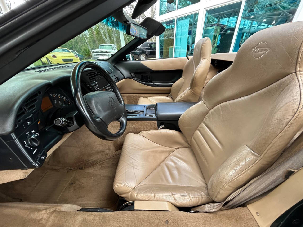 Chevrolet-Corvette-1994-Convertible-26