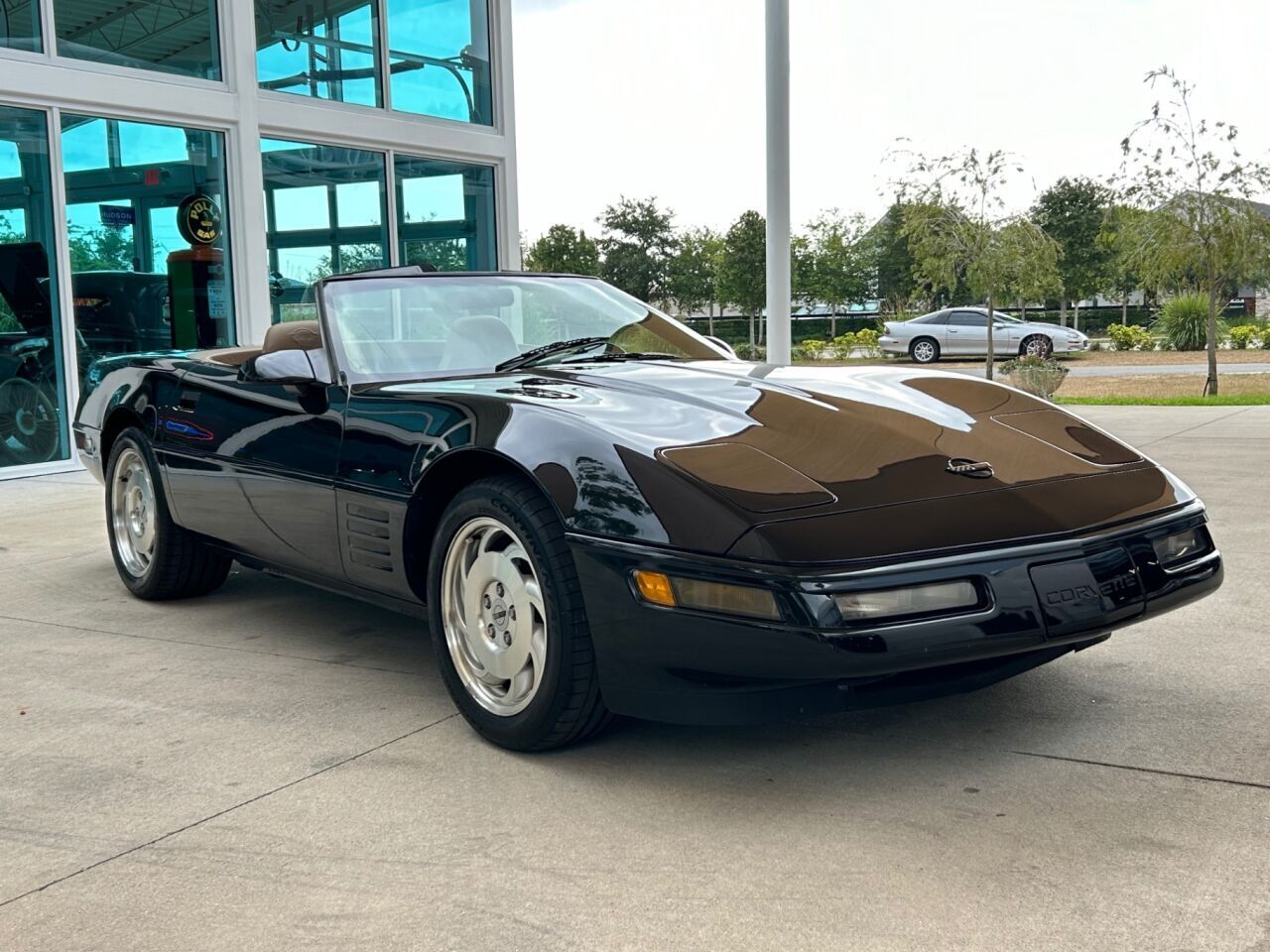 Chevrolet-Corvette-1994-Convertible-3