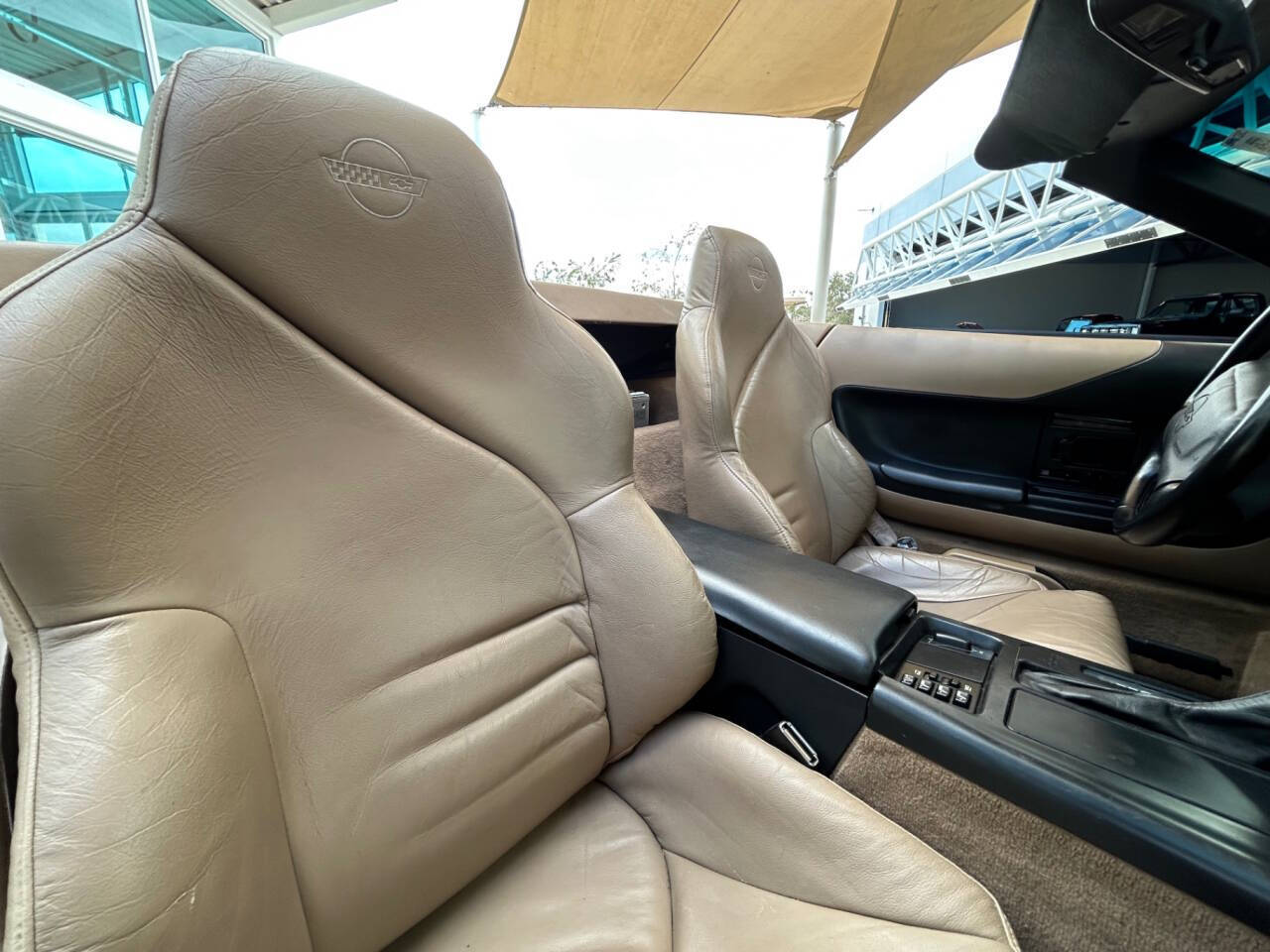 Chevrolet-Corvette-1994-Convertible-32