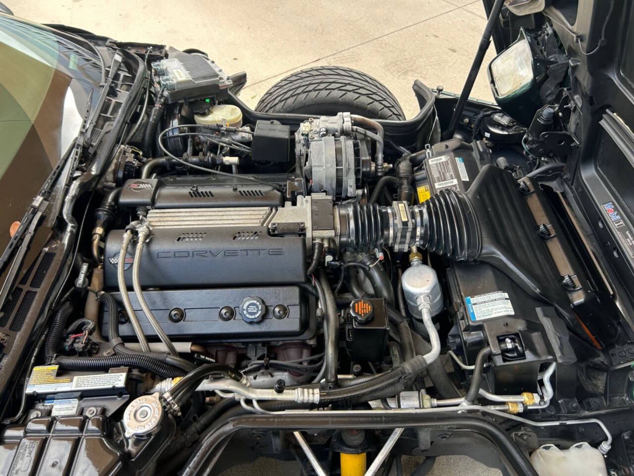 Chevrolet-Corvette-1994-Convertible-35