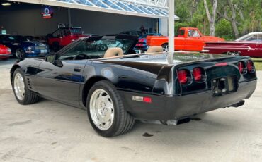 Chevrolet-Corvette-1994-Convertible-7
