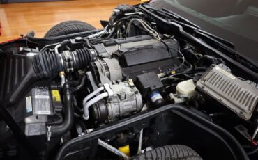 Chevrolet-Corvette-1994-Hatchback-2