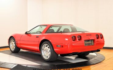 Chevrolet-Corvette-1994-Hatchback-4