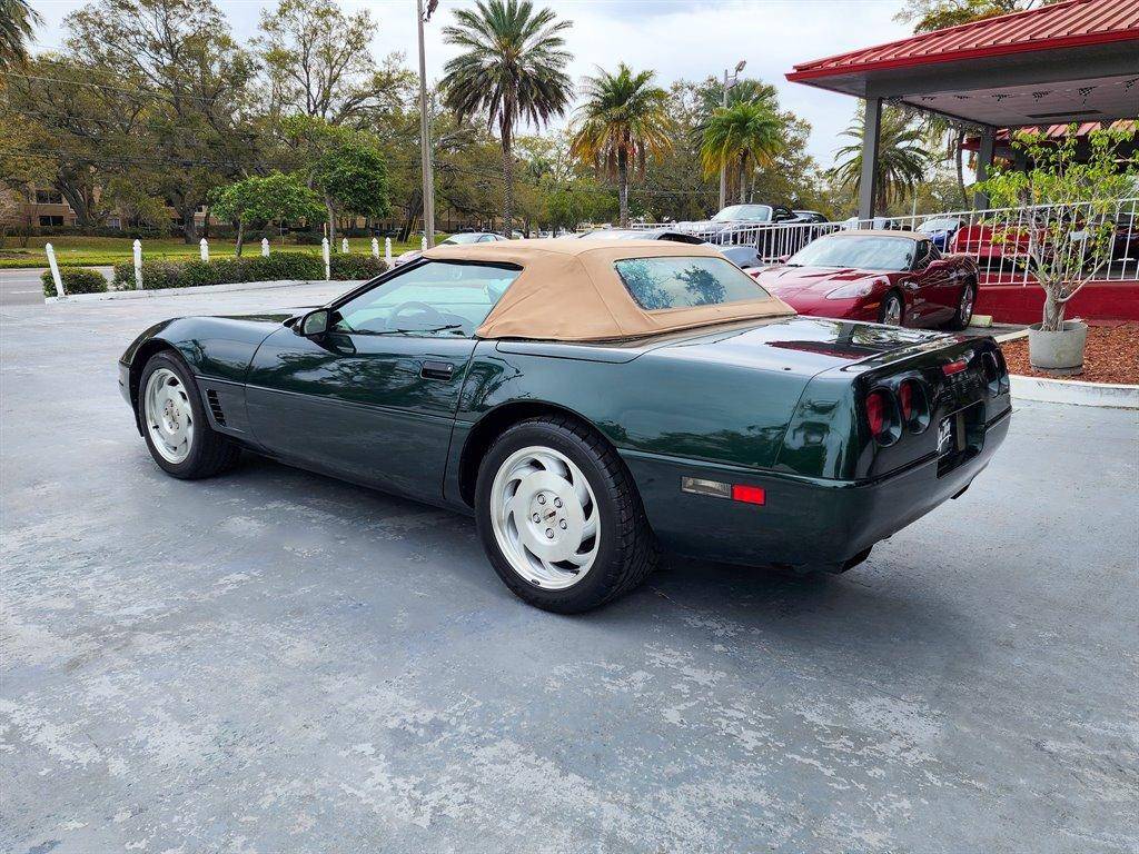 Chevrolet-Corvette-1994-green-21