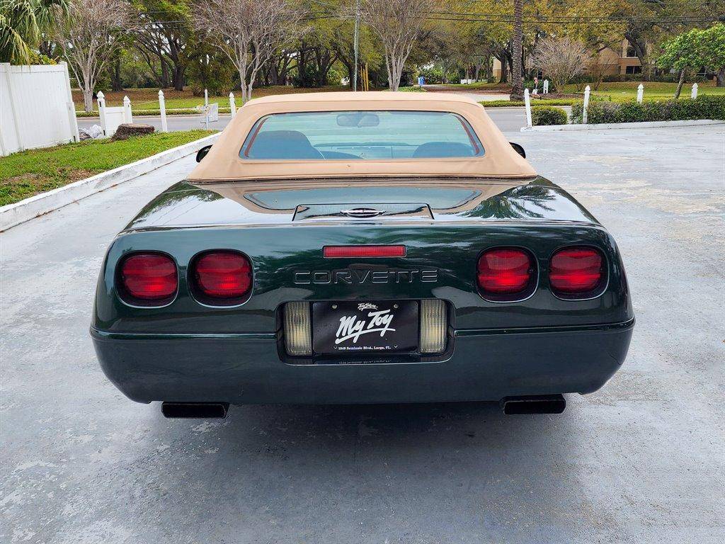 Chevrolet-Corvette-1994-green-22