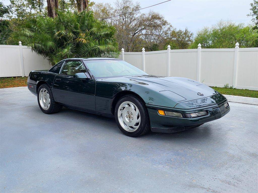 Chevrolet-Corvette-1994-green-9