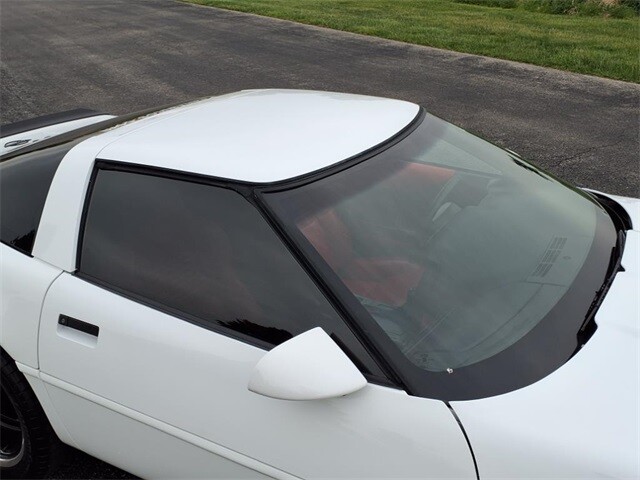 Chevrolet-Corvette-1995-2D-Coupe-11