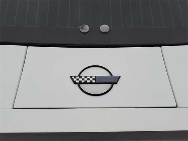 Chevrolet-Corvette-1995-2D-Coupe-12