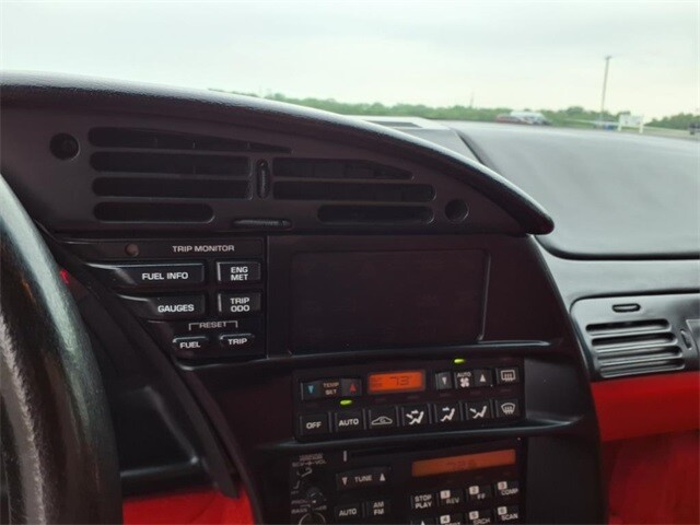 Chevrolet-Corvette-1995-2D-Coupe-24