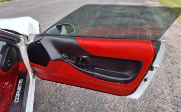 Chevrolet-Corvette-1995-2D-Coupe-28