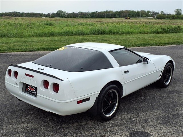 Chevrolet-Corvette-1995-2D-Coupe-6