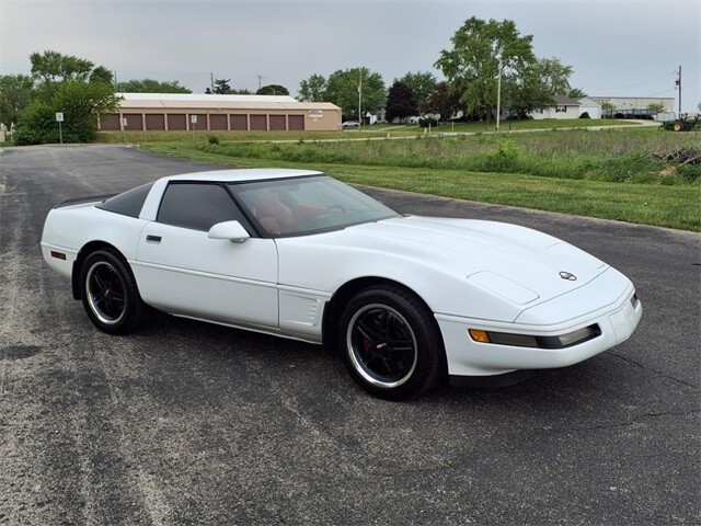 Chevrolet-Corvette-1995-2D-Coupe-8