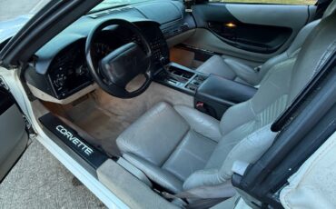 Chevrolet-Corvette-1995-Convertible-6