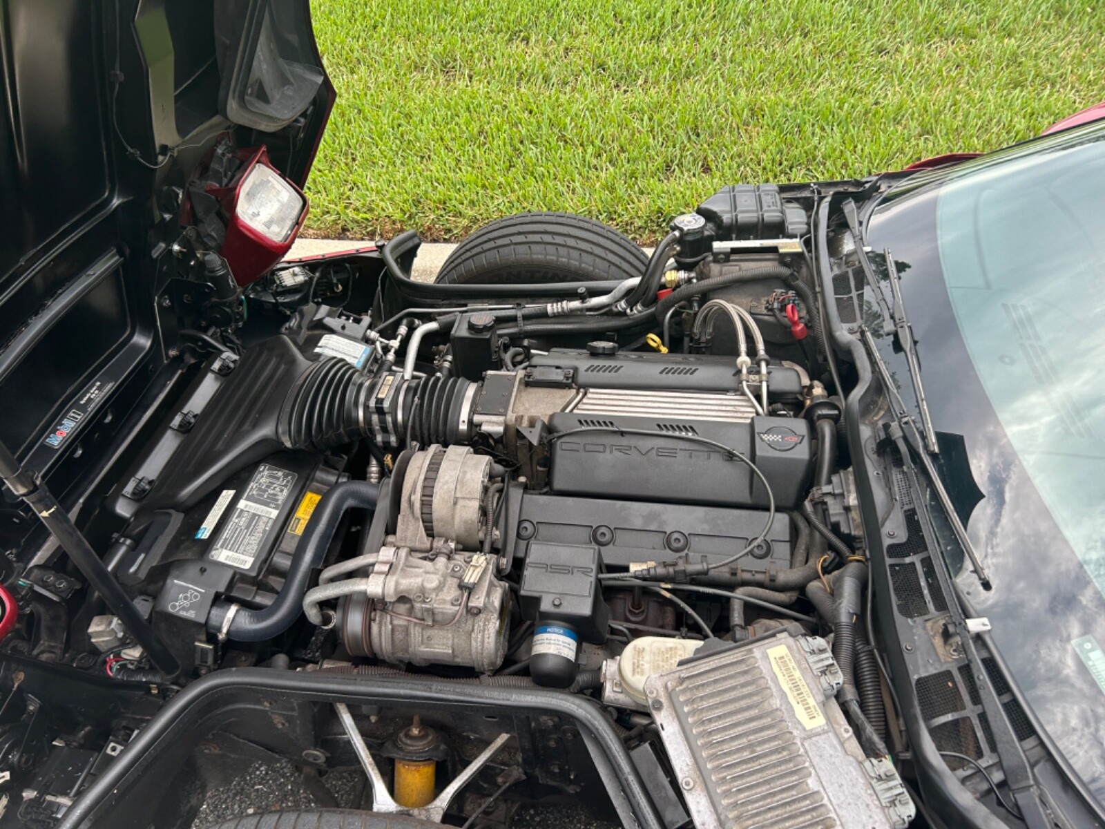 Chevrolet-Corvette-1995-Coupe-10