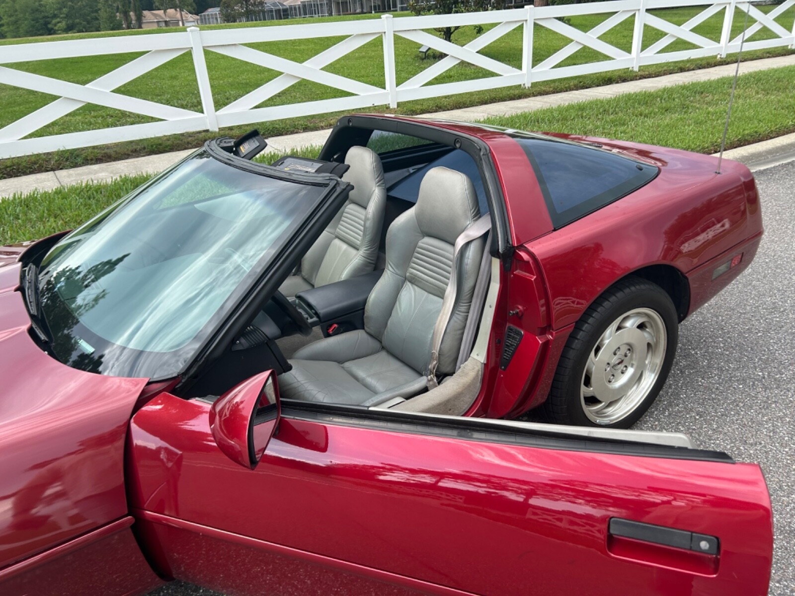 Chevrolet-Corvette-1995-Coupe-13