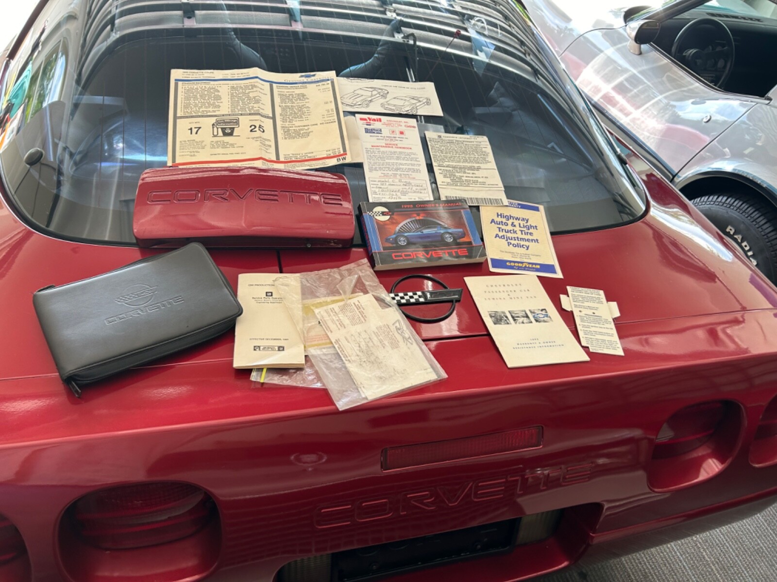 Chevrolet-Corvette-1995-Coupe-18