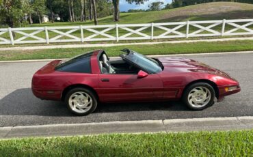 Chevrolet-Corvette-1995-Coupe-2