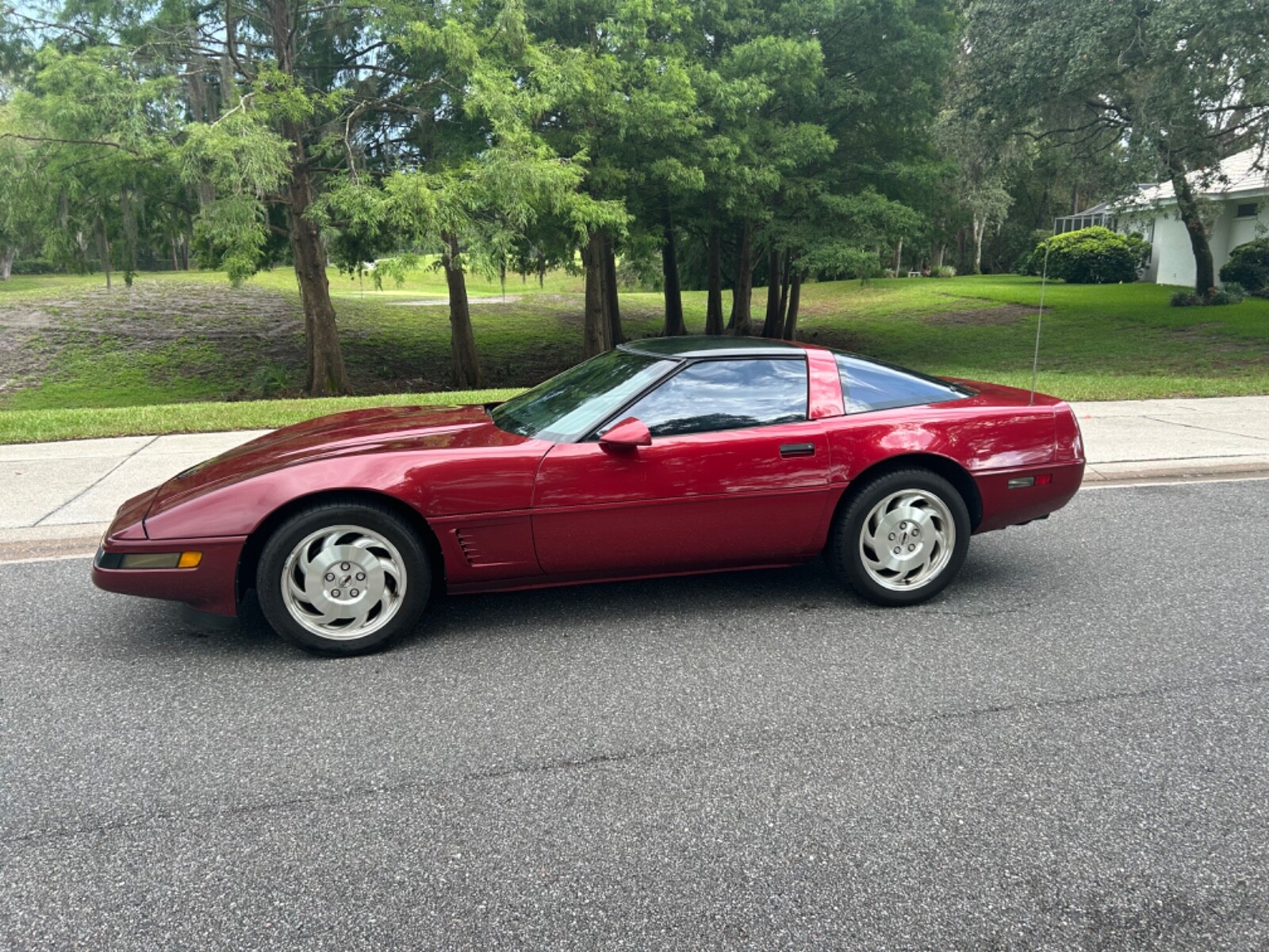 Chevrolet-Corvette-1995-Coupe-23