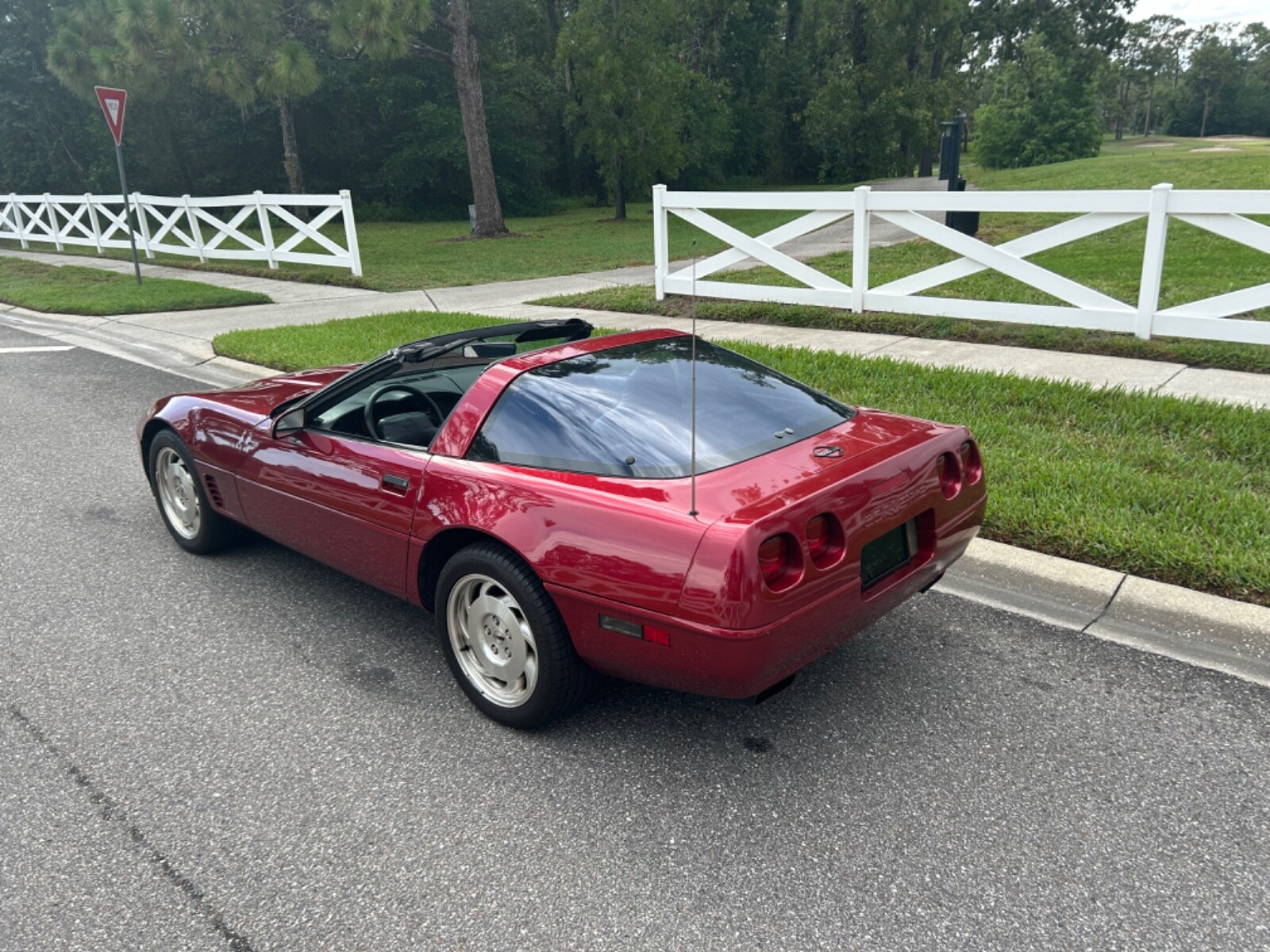 Chevrolet-Corvette-1995-Coupe-25