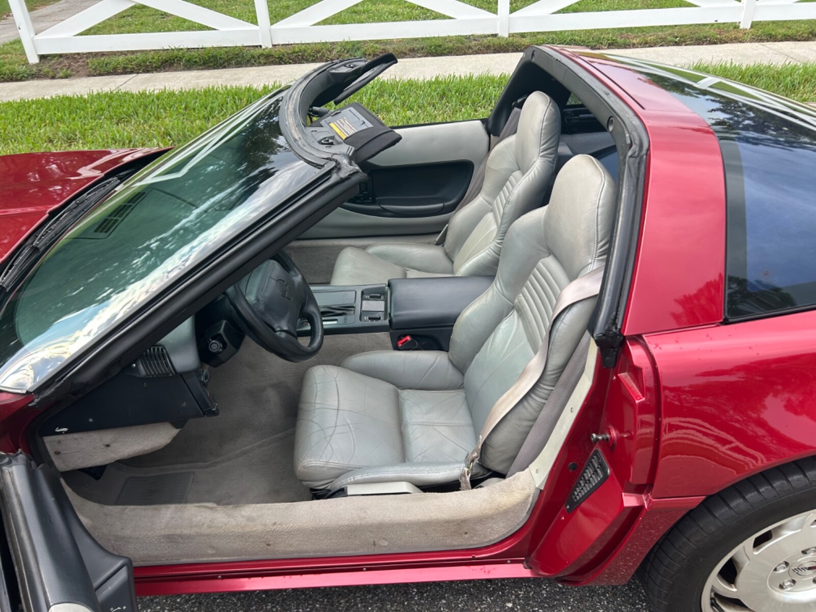 Chevrolet-Corvette-1995-Coupe-34