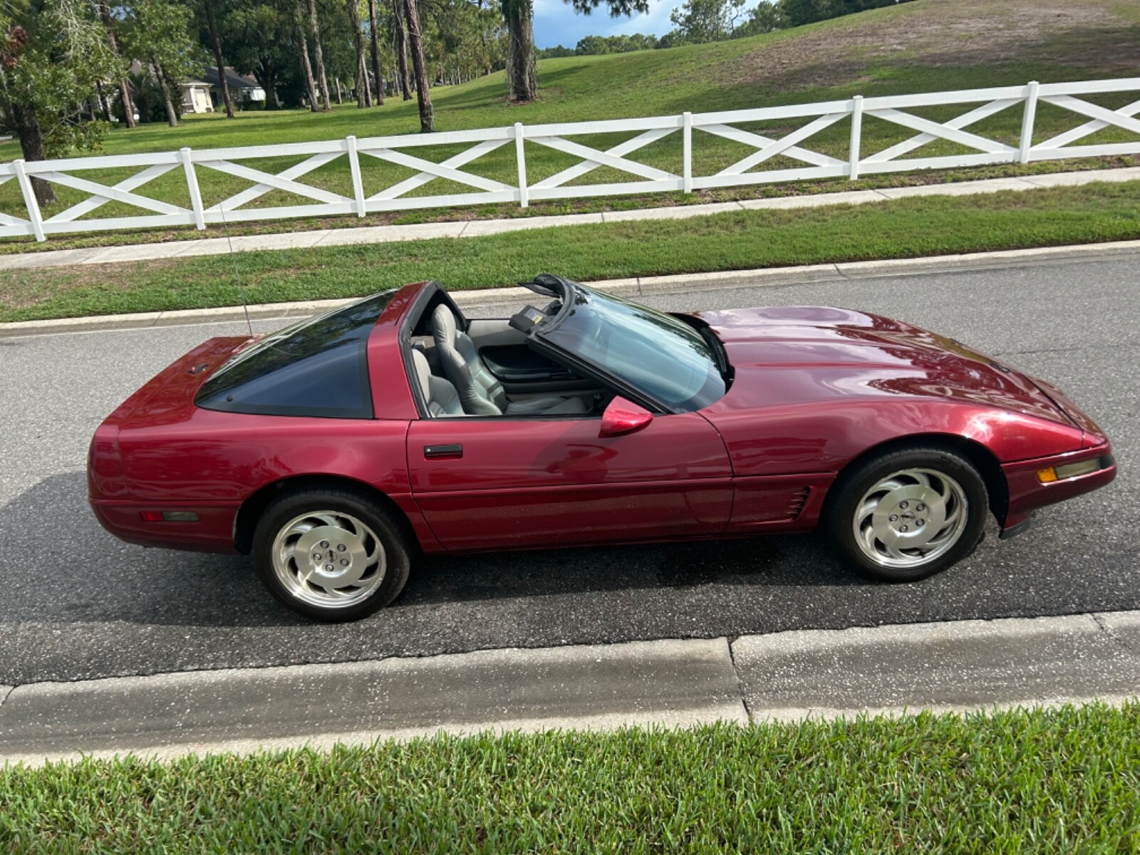 Chevrolet-Corvette-1995-Coupe-9