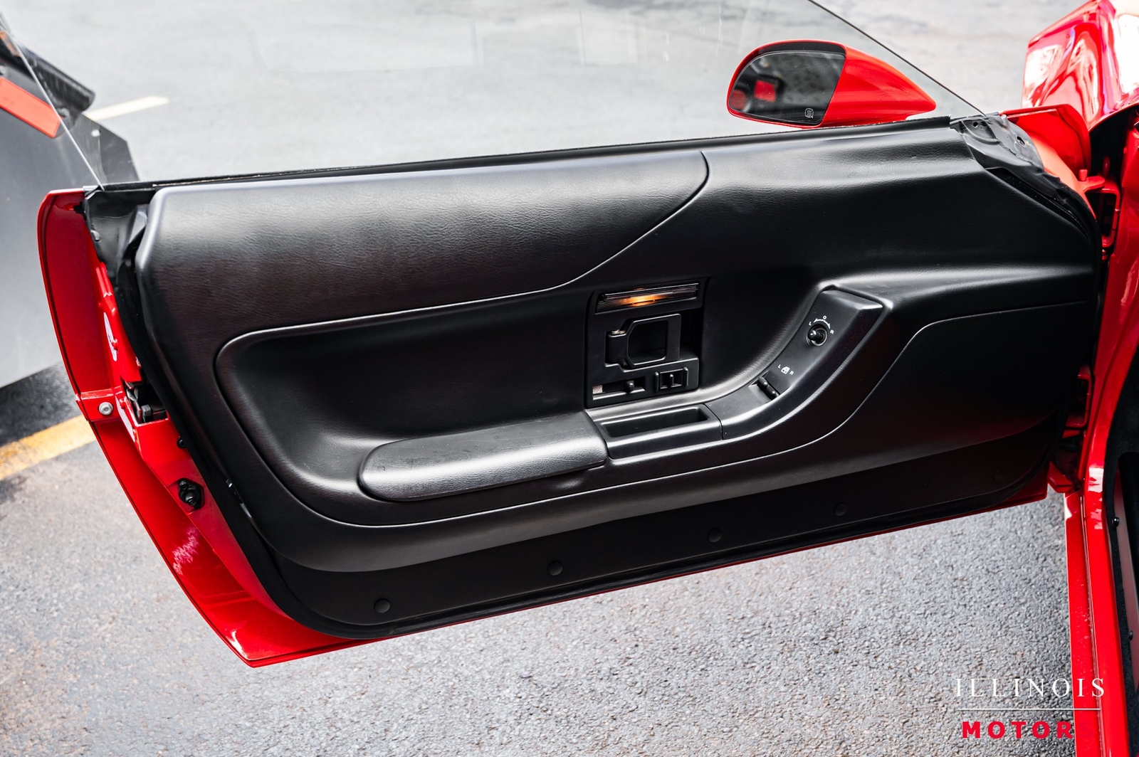 Chevrolet-Corvette-1995-Hatchback-14