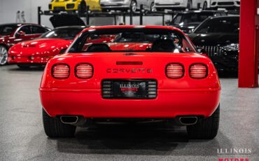 Chevrolet-Corvette-1995-Hatchback-3