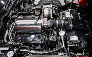Chevrolet-Corvette-1995-Hatchback-36