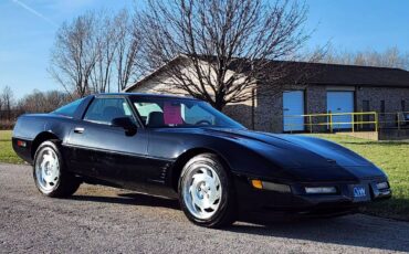 Chevrolet-Corvette-1995-black-1