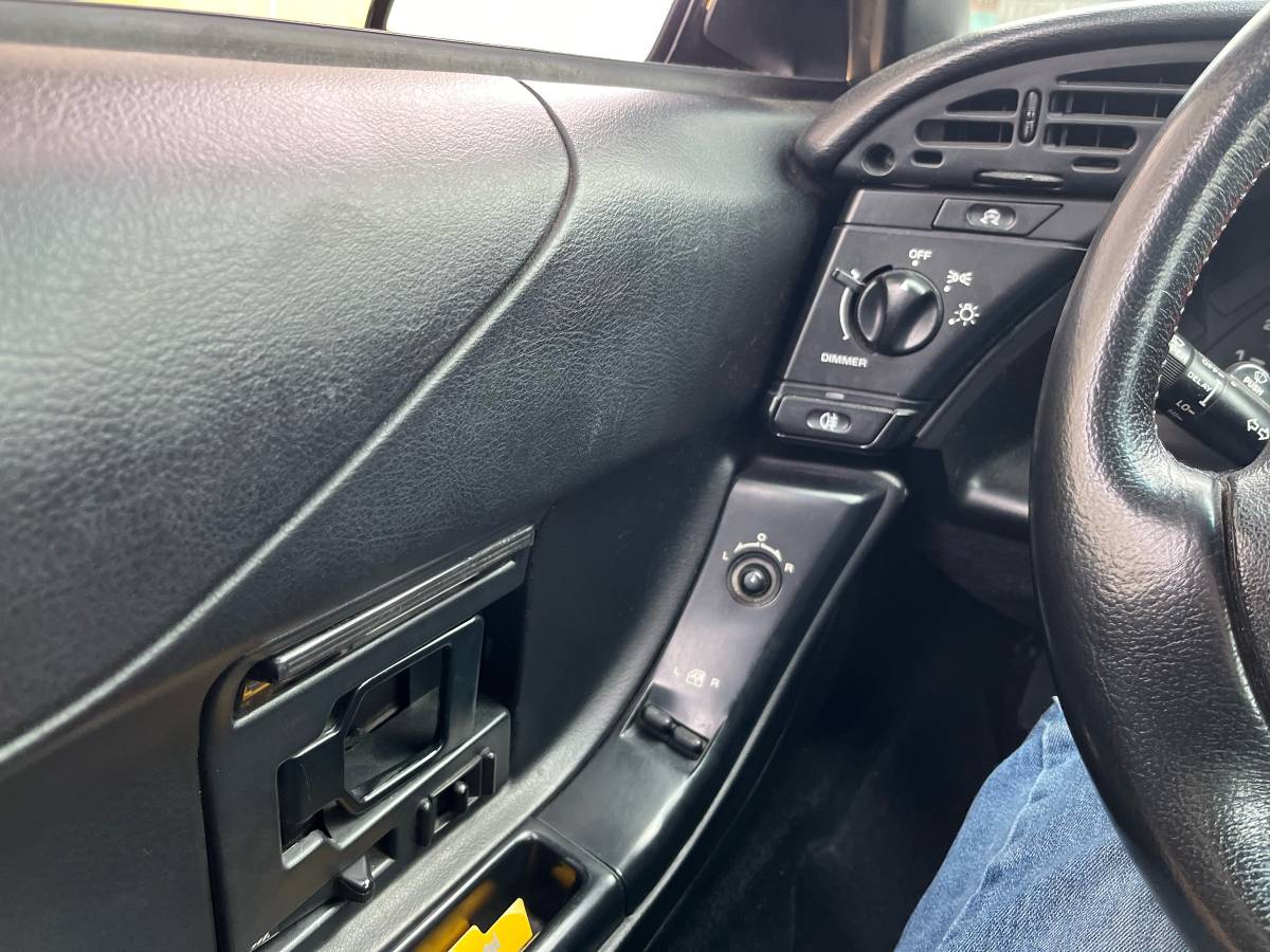 Chevrolet-Corvette-1995-black-2