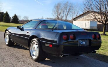 Chevrolet-Corvette-1995-black-5